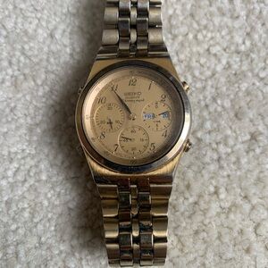 Rare vintage Seiko 7A38-7289 gold tone quartz chronograph men’s watch